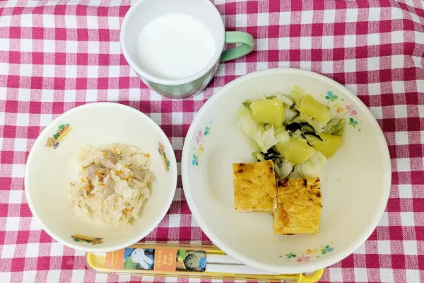 給食3