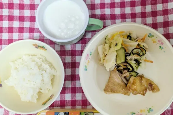 給食2